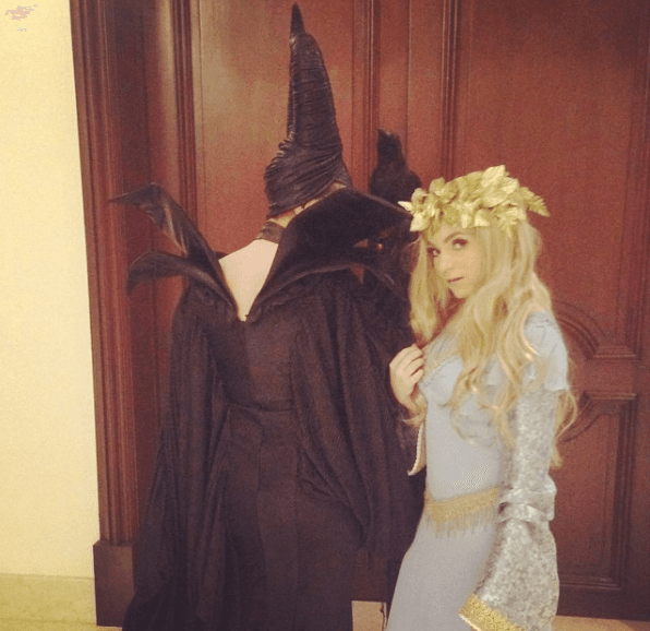 A través de sus redes sociales la actriz Sofía Castro ha compartido infinidad de imágenes en las que muestra diversas facetas.