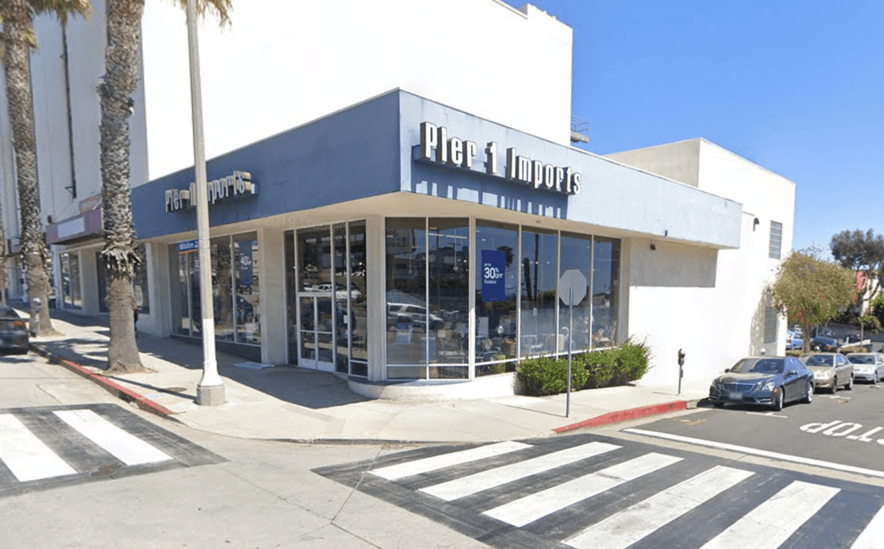 Dirección: 3000 Wilshire Blvd., Santa Monica.