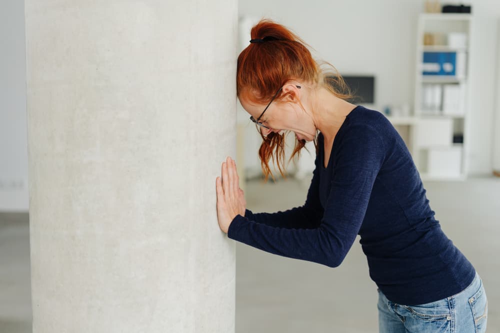 <h3 class="cms-H3-H3">Aspectos negativos de Tauro</h3>
<br>Temperamental, inconsistente en su carácter, vive demasiado en el pasado, se aferra con demasiado apego a las cosas y es altamente emocional.
<br>