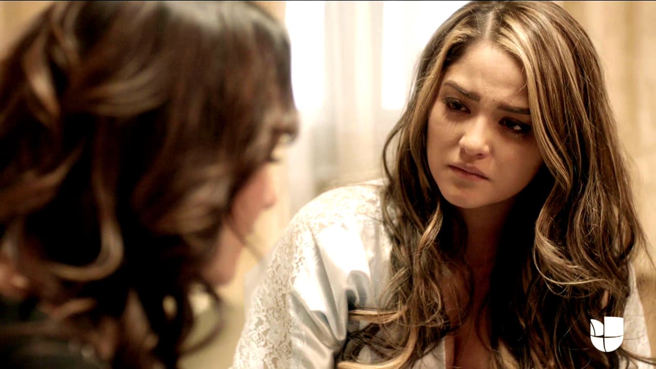 Chiquis le pidió a Jenni que corra a Julie, pues siente que la está reemplazando.