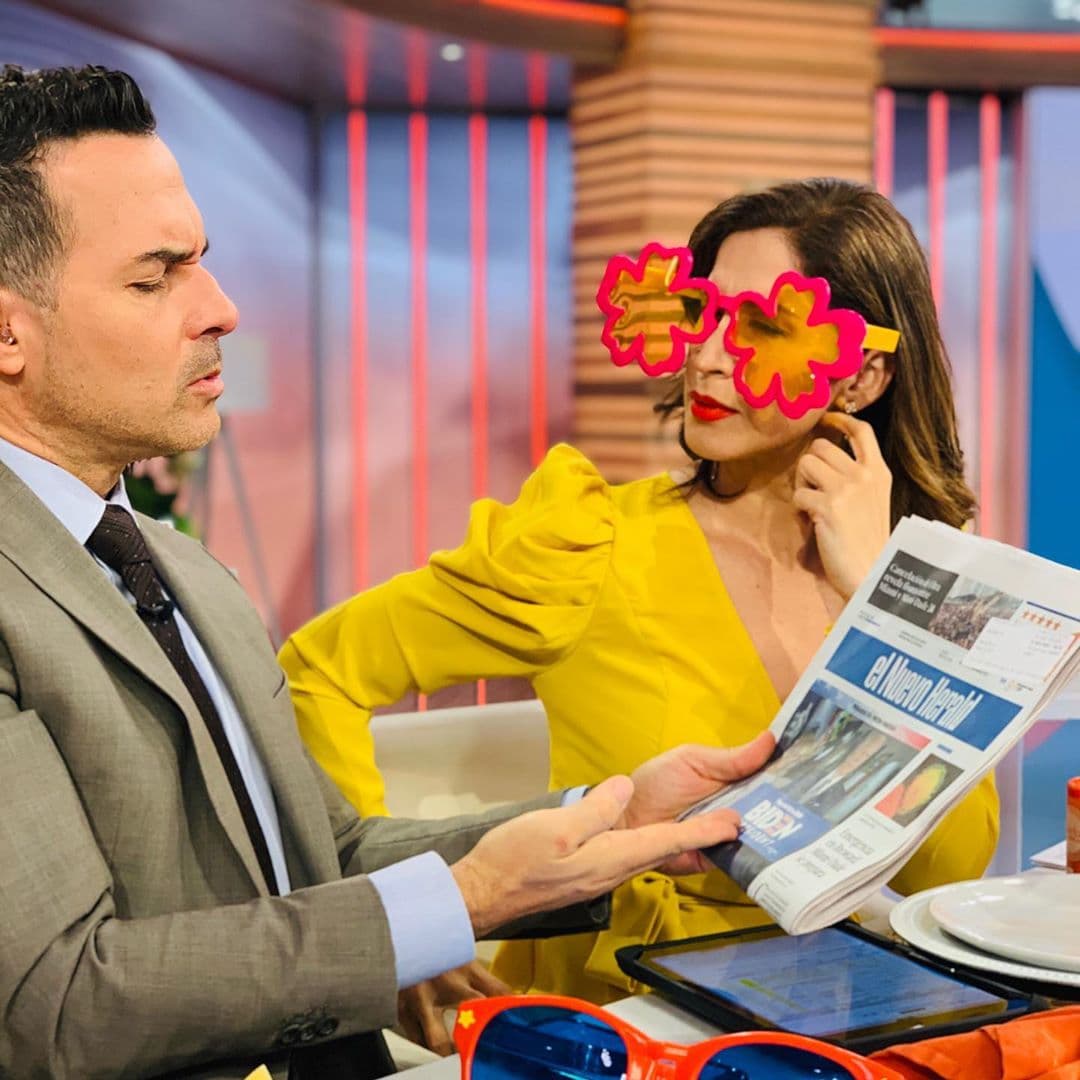 Y con la peculiar forma de leer de Ely y Carlos Calderón, nos despedimos por esta semana, pero como siempre te esperamos la próxima para que disfrutemos juntos de las mejores postales del programa favorito de las mañanas.