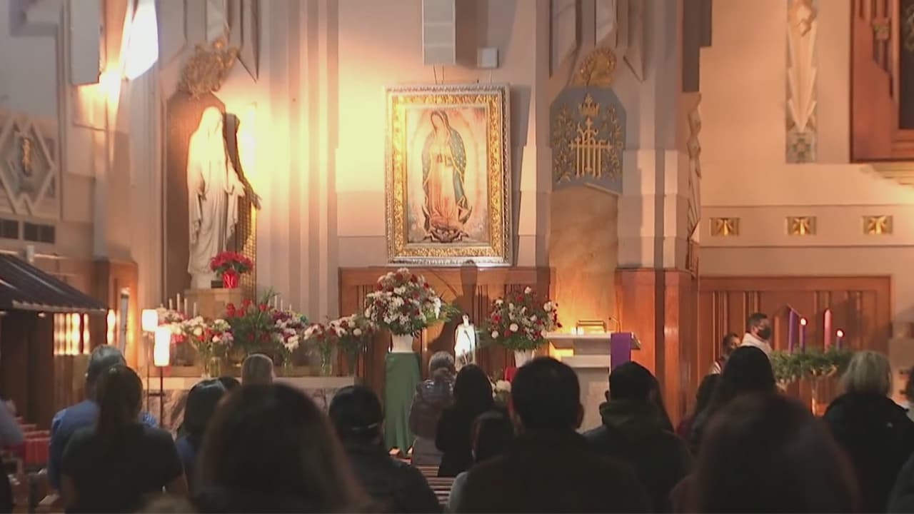 Con misas virtuales y varias medidas de seguridad: así veneran feligreses a la Virgen de Guadalupe