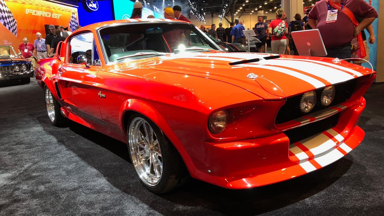 <h3 class="cms-h3-H3">Mustang Shelby GT500CR por Classic Recreations</h3>
<br>Fue grato ver está réplica de un gran clásico. El Mustang Shelby GT500CR es 100% autorizado por Ford y bajo su capó vive un Coyote V8 de 5.0 litros de segunda generación.