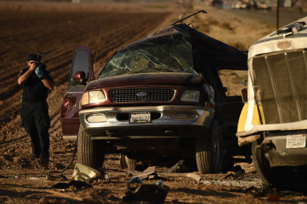Uno de los sobrevivientes, aun pendiente por identificar, es una menor de 15 Años que se mantienen inconsciente, de acuerdo con un 
<a href="https://consulmex.sre.gob.mx/calexico/images/2021/notainfo040321.pdf" target="_blank">comunicado del Consulado de México en Calexico</a>.