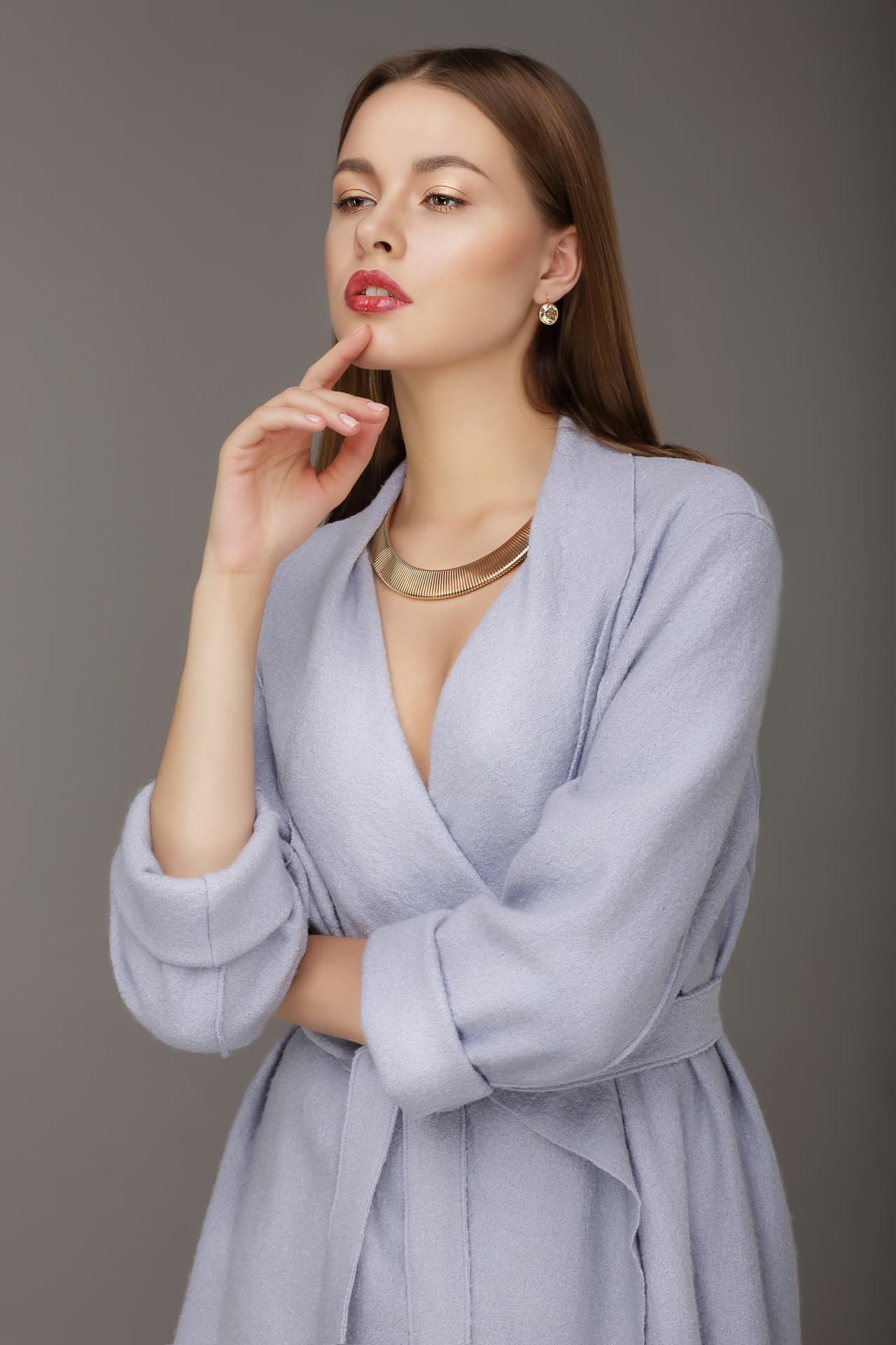 Lo mejor es que separes muy bien una sospecha de una corazonada, una realidad de una fantasía. La clave es la esencial en tu signo: mantener los pies sobre la tierra en todo momento para las cuestiones prácticas y la cabeza en lo alto para lo sublime y elevado. Ese es el equilibrio perfecto.