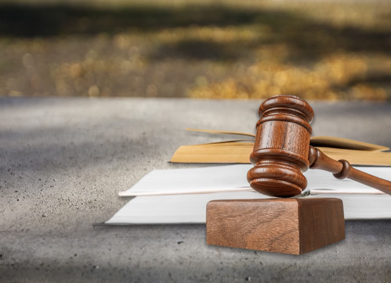 Asesórate con expertos. En el plano sentimental evita discutir por cuestiones pequeñas, las personas suelen mal interpretarlo todo.