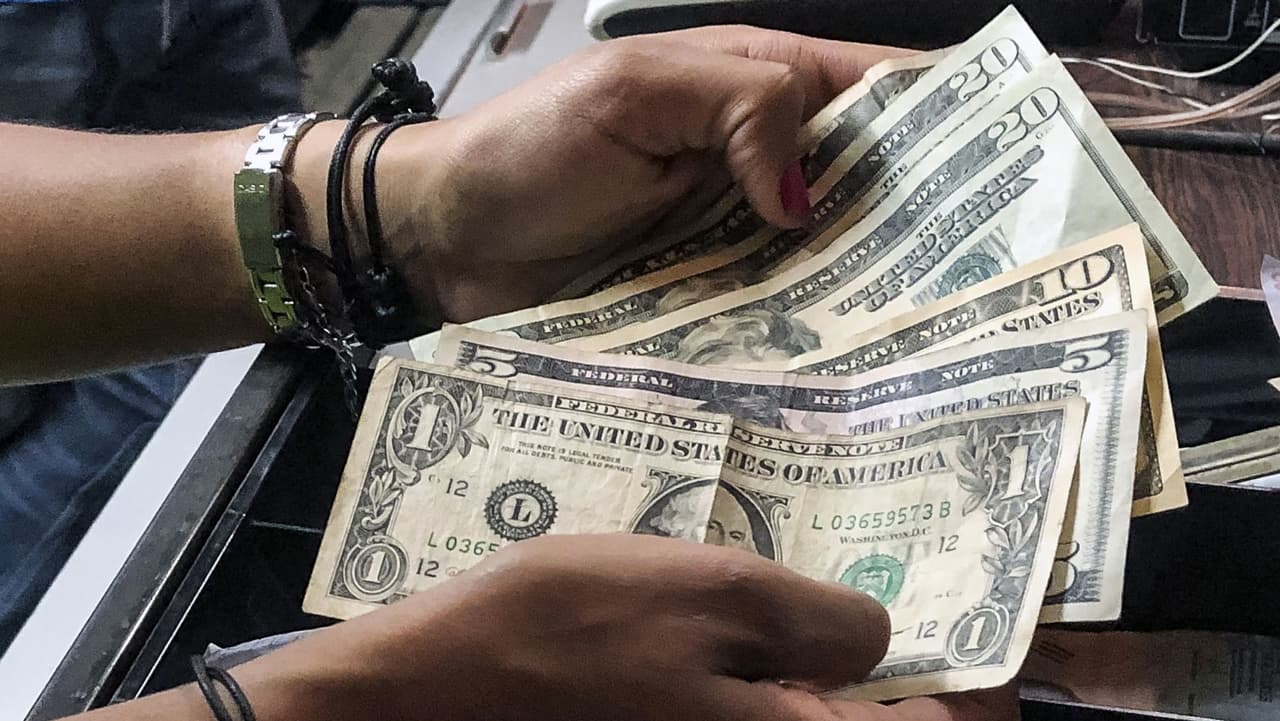 Piden aumento del salario mínimo en Puerto Rico 