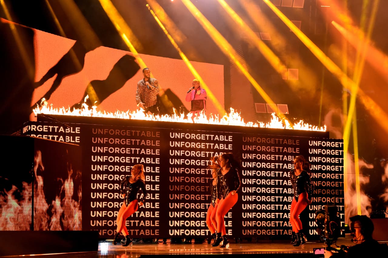 French Montana y J Balvin interpretaron el tema 'Unforgettable'.