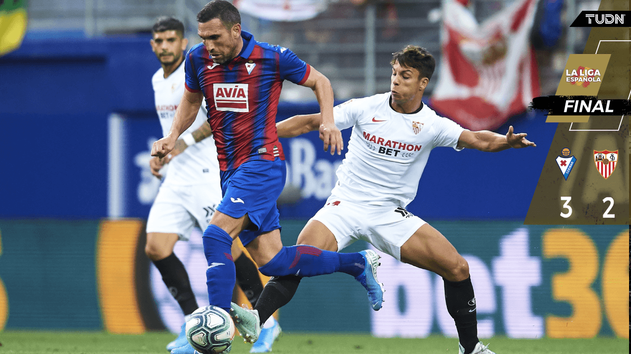 El Chicharito vio la derrota del Sevilla en la banca