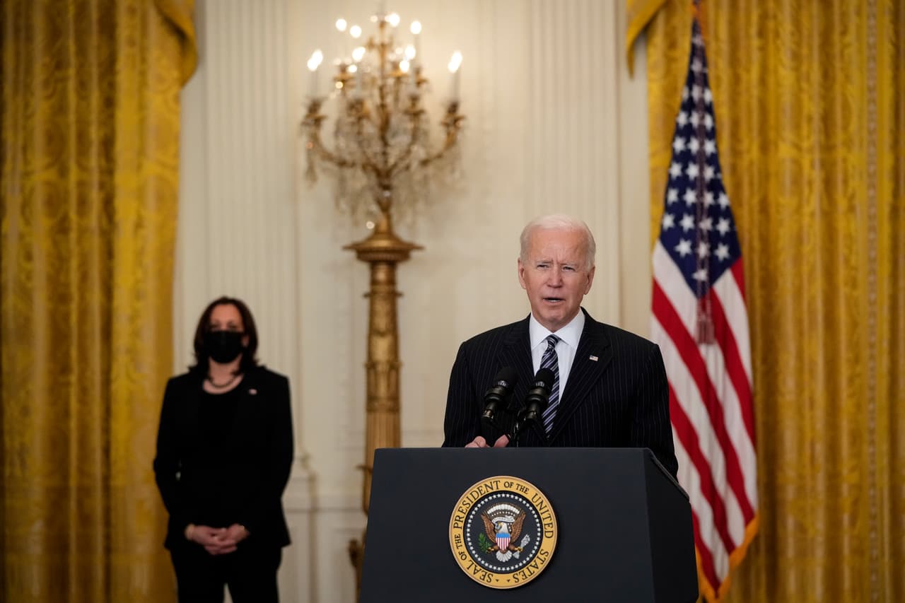 La propuesta de reforma migratoria, que fue presentada por el presidente 
<a href="https://www.univision.com/temas/joe-biden">Joe Biden</a>, abarca a unos 11 millones de indocumentados que viven en el país y es considerada por expertos como una iniciativa ambiciosa que enfrentará obstáculos en el Senado de Estados Unidos.