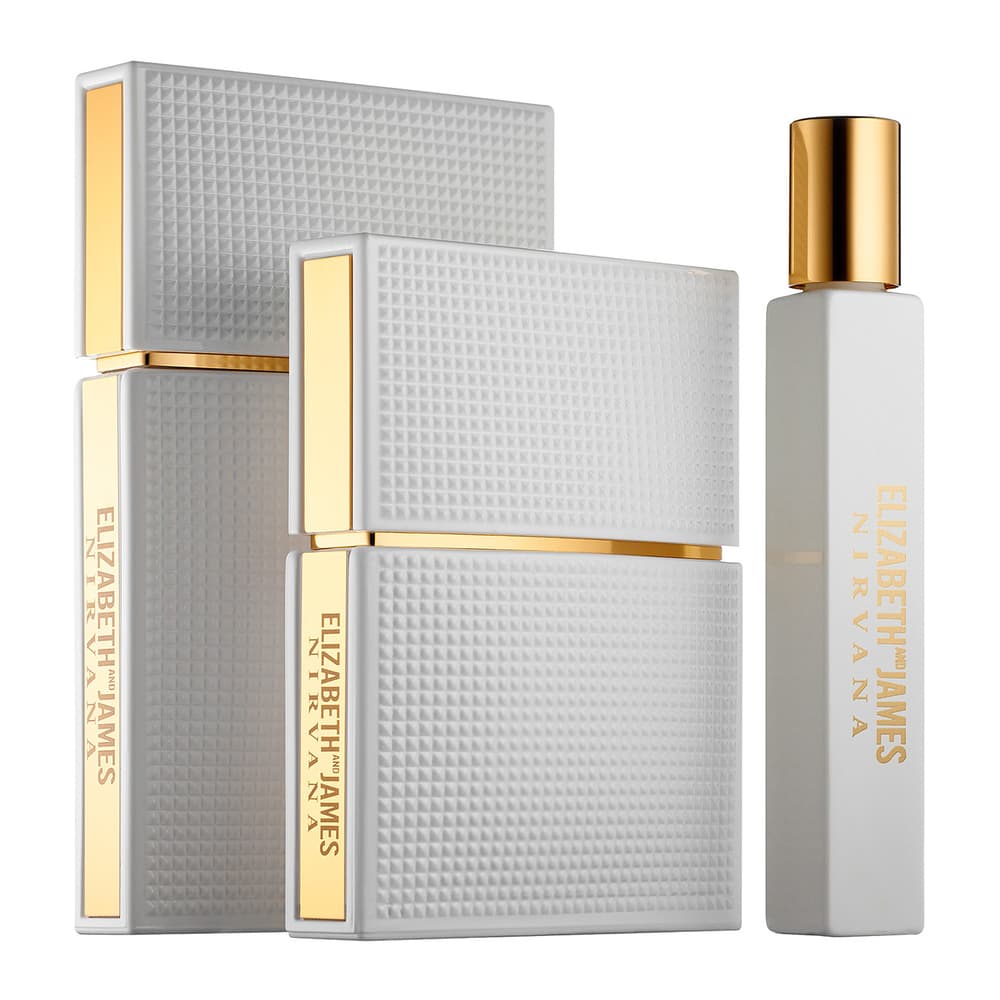<b>Elizabeth and James, de Mary-Kate and Ashley Olsen </b>
<br>Los perfumes de las celbridades suelen ser una buena manera de entrar al universo de las fragancias, no solo porque son más comerciales y, en tanto, más ligeras, sino porque suelen ser más baratas que las de famosas perfumeros.