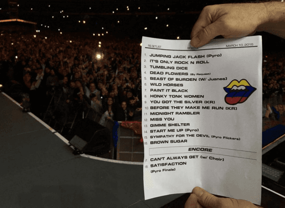 En cada uno de sus shows publicaron los set list que presentarían.
