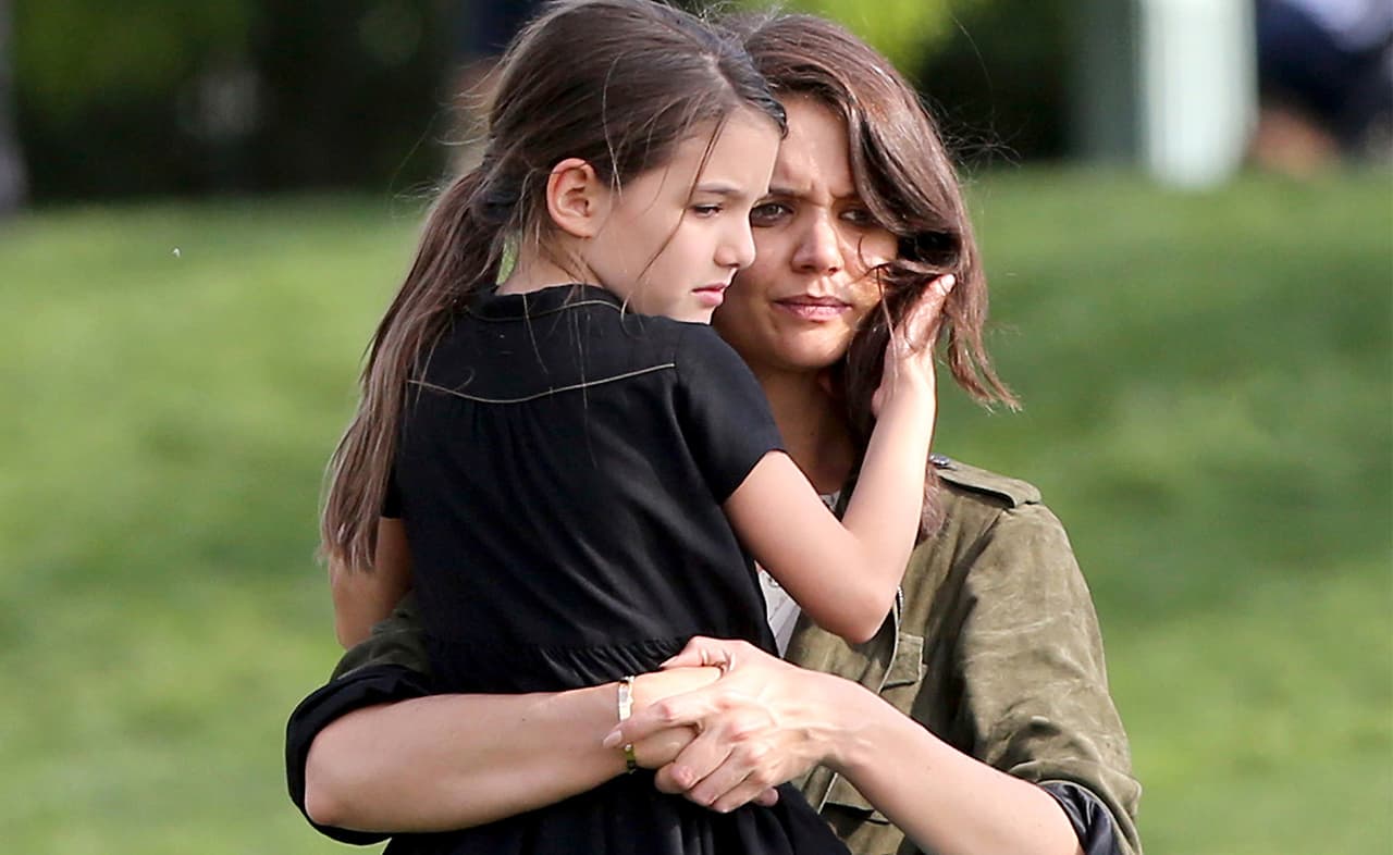Katie Holmes se muda de regreso a California con Suri Cruise