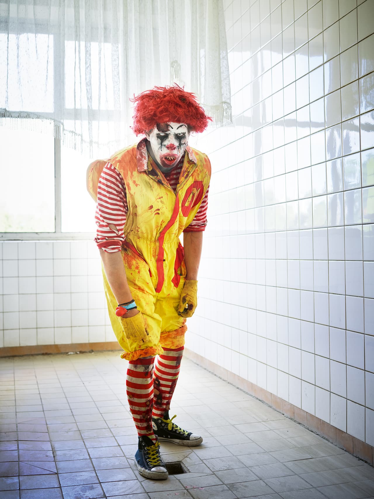 <b>Ronald McDonald. </b>Un jugador escogió representar una versión macabra del personaje con el que se identifica la cadena de comida rápida más grande del mundo: McDonalds. El retratista alemán Boris Leist fotografió a varios jugadores que representan personajes fantásticos y a veces macabros.