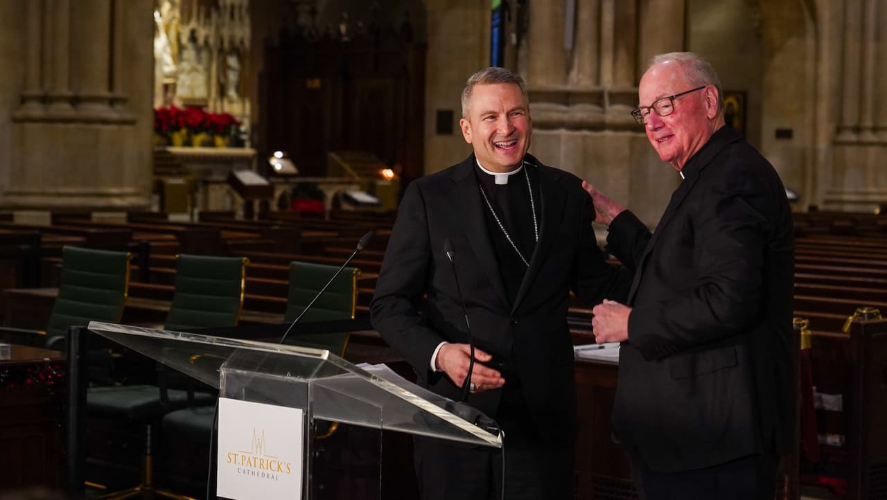 Hicks reemplaza al cardenal saliente Timothy Dolan.