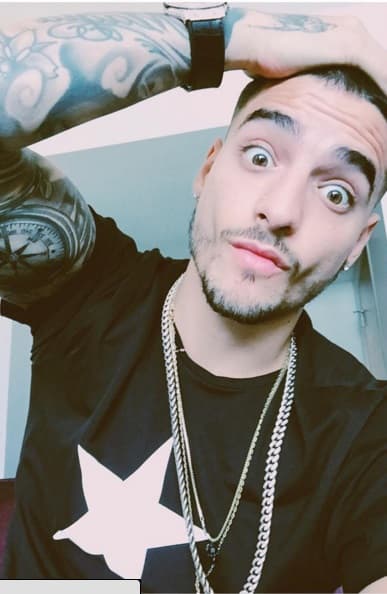 Otro amante del bling-bling es Maluma, quien además de ser un 'papacito' tiene mucho 'style'.