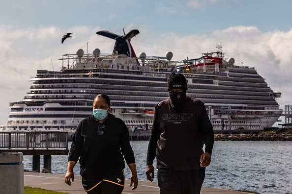 La llegada de los cruceros al puerto de Long Beach dejó de ser una atracción para convertirse en una nueva preocupación por posibles vajeros contaminados con el coronavirus.