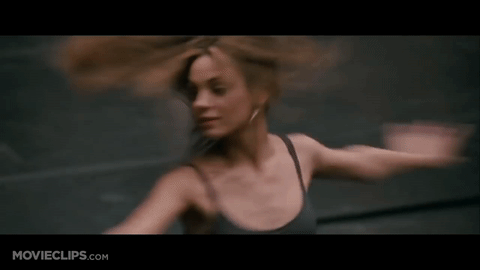 Gracias a su interpretación de ‘Lily’, para la cual se tuvo que entrenar por meses como bailarina y llevar una dieta estricta, fue nominada al ‘Golden Globe’ como ‘Mejor Actriz de Reparto.