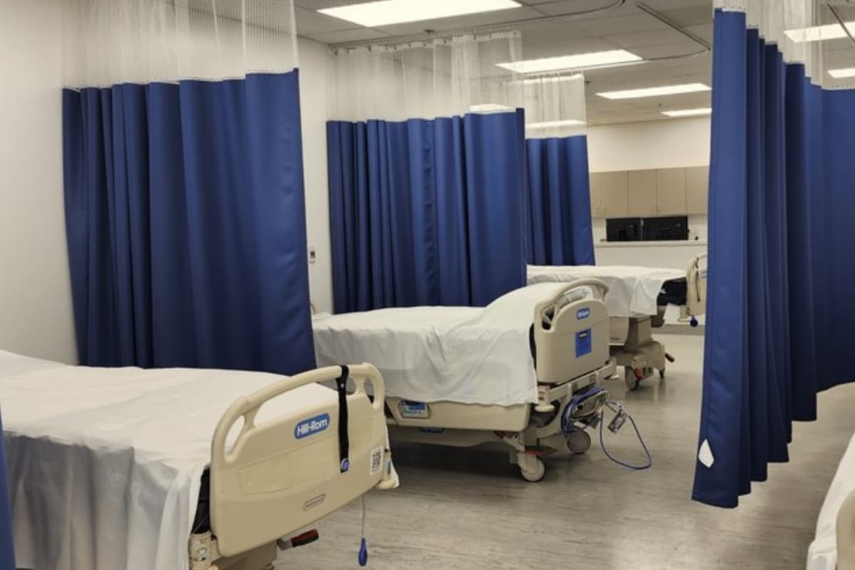 También pueden presumir del nuevo dormitorio de cuidados de recuperación que ya comenzó a recibir pacientes.