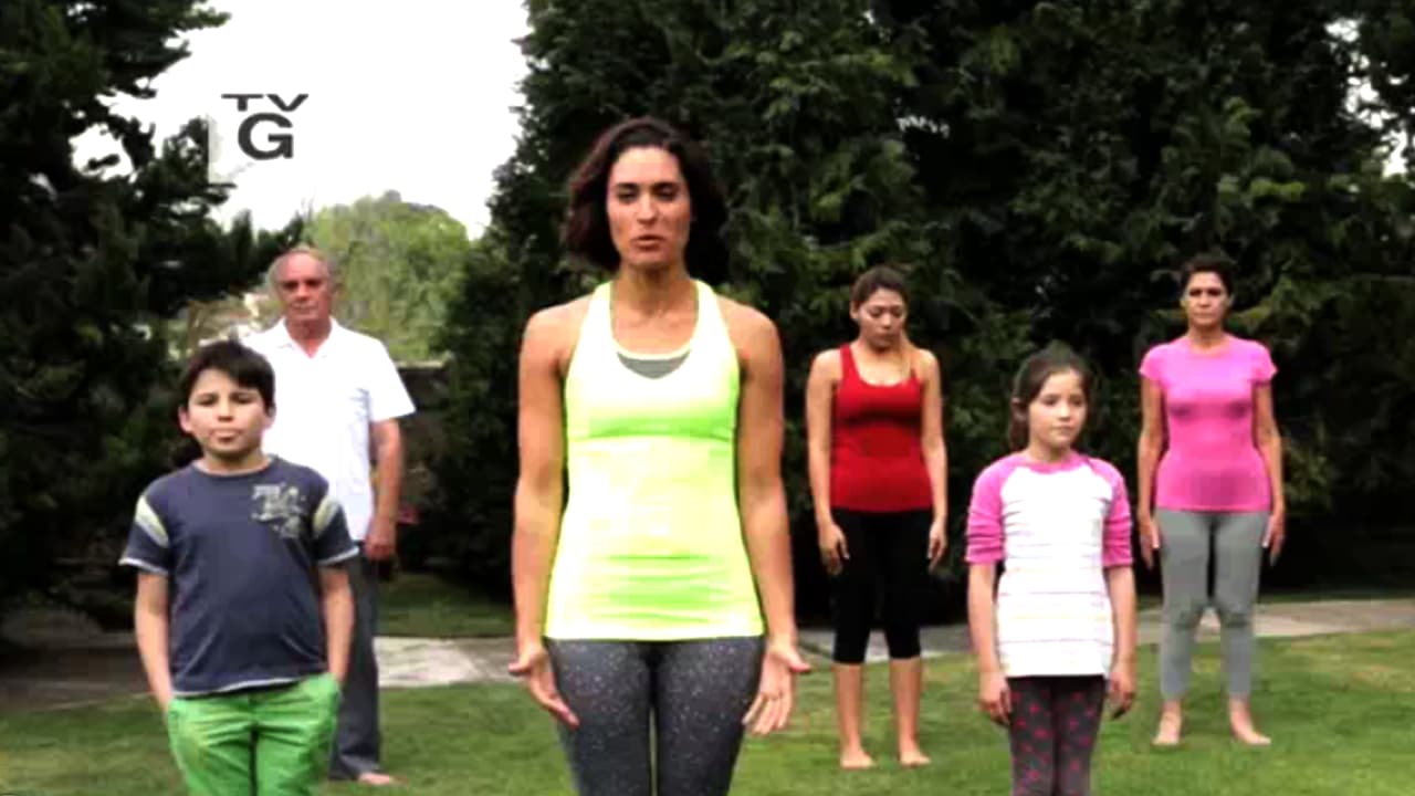 Conecta con tu respiración. Inhala y exhala de forma tranquila y continua. La Yoga ayuda a hacer conciencia sobre tu respiración.