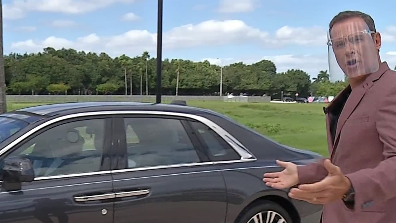 Jaime Gabaldoni llevó a pasear a Alan Tacher en un lujoso automóvil: el
<a href="https://www.univision.com/shows/despierta-america/con-chofer-de-lujo-alan-salio-a-pasear-en-un-rolls-royce-ghost-pero-salio-huyendo-al-saber-el-precio-video">Rolls-Royce Ghost</a>. Pero al final, el mexicano se llevó un buen susto al enterarse lo que cuesta este vehículo.