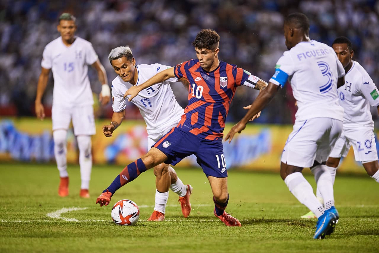 Los visitantes tuvieron que venirt de atrás en eñ segundo tiempo y logran golear a Honduras 1-4.