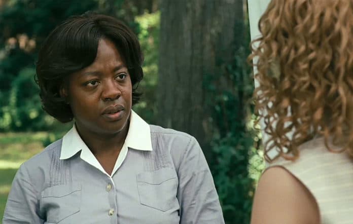 <b>Viola Davis</b>
<br>'Historias cruzadas' mostró a varias trabajadoras del hogar, pero una de las más importantes era Aibileen Clark, quien fuera la primera mujer en hablarle sobre su vida y los maltratos que había sufrido en su trabajo a Skeeter.