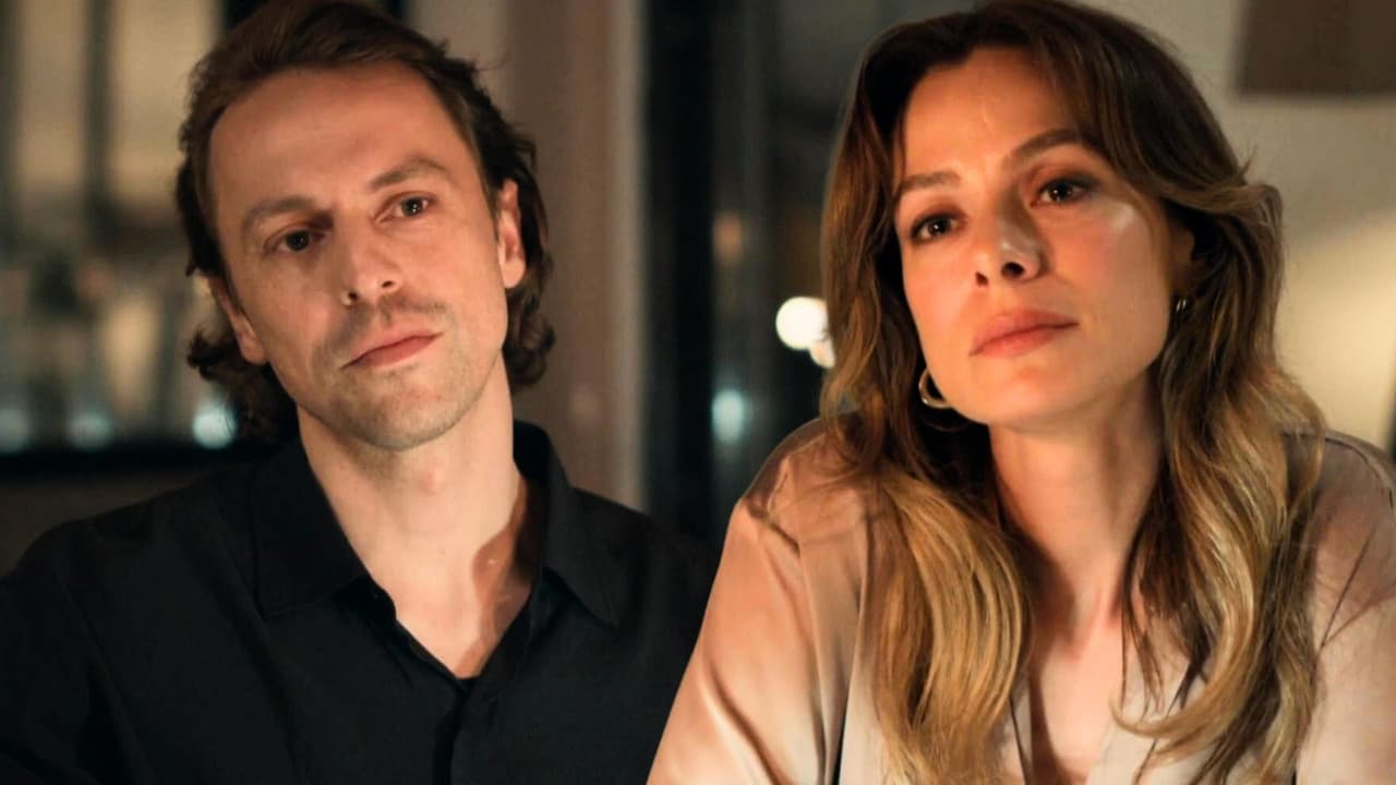 Atila le pide a Karsu solo una oportunidad más para su amor