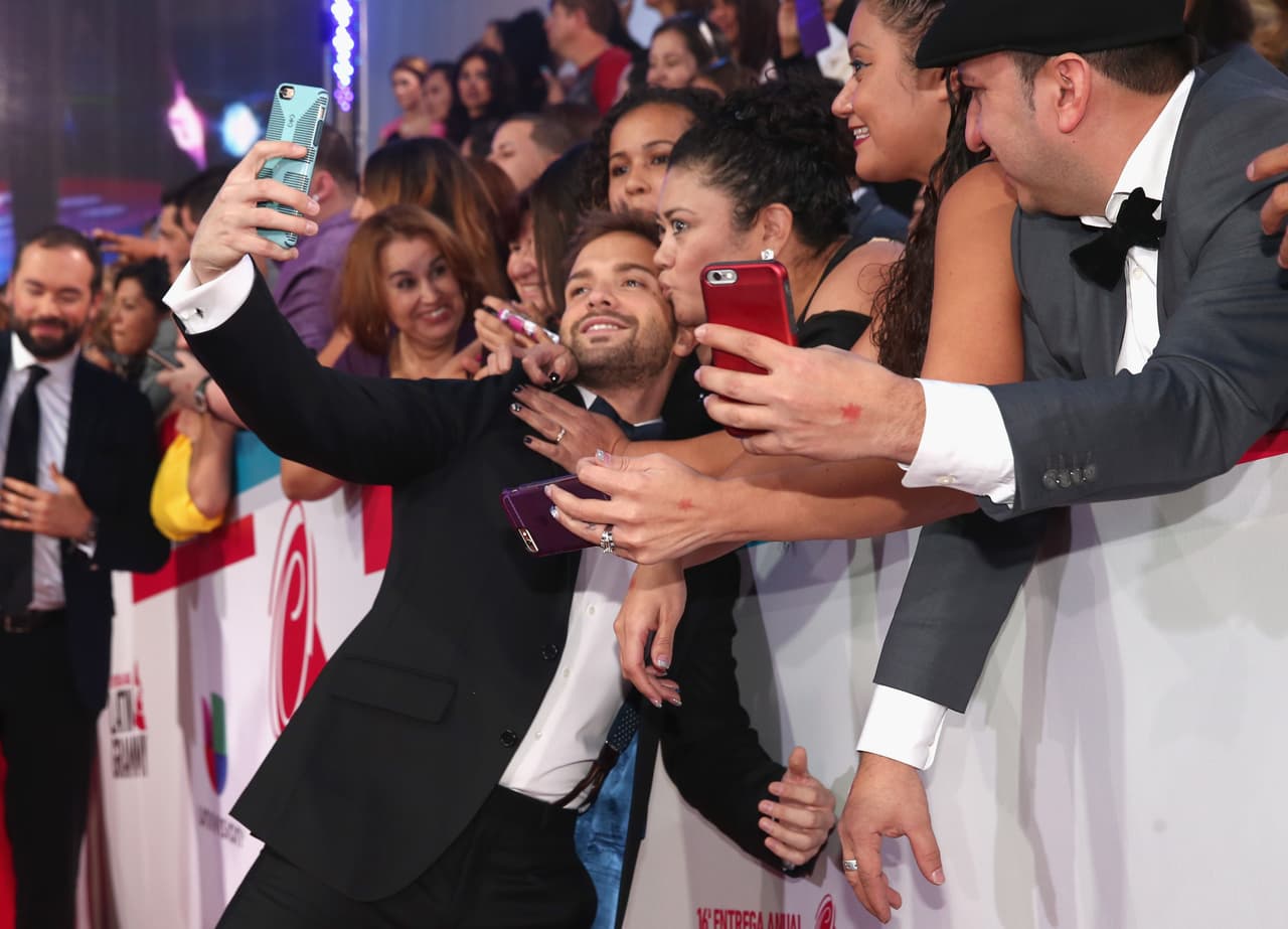 Pablo Alborán fue de los más buscados por las chicas.