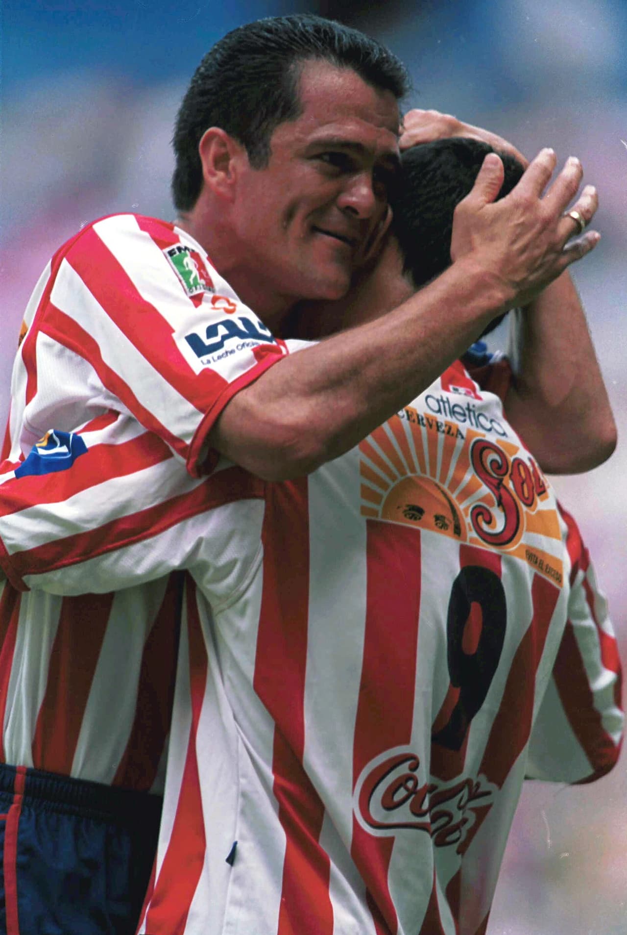 Hermosillo llegó a Chivas en 2001 al final de su carrera y después de un año en el club, anunció su retiro del fútbol profesional.