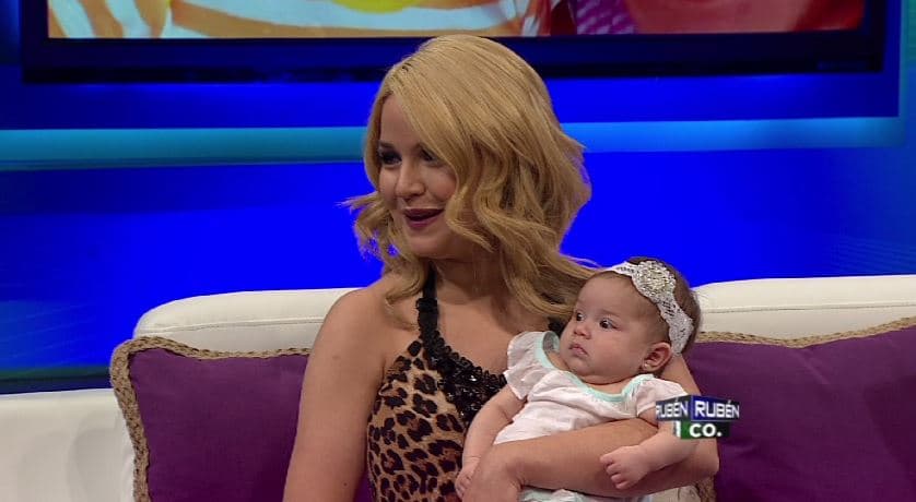 Gredmarie Colón y baby Kamilia Thompson Colón llegarón a Rubén & Co