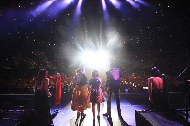 Además de ser papá de Angela, Pepe Aguilar también ha sido el productor de los álbums que ha lanzado la pequeña de 13 años.