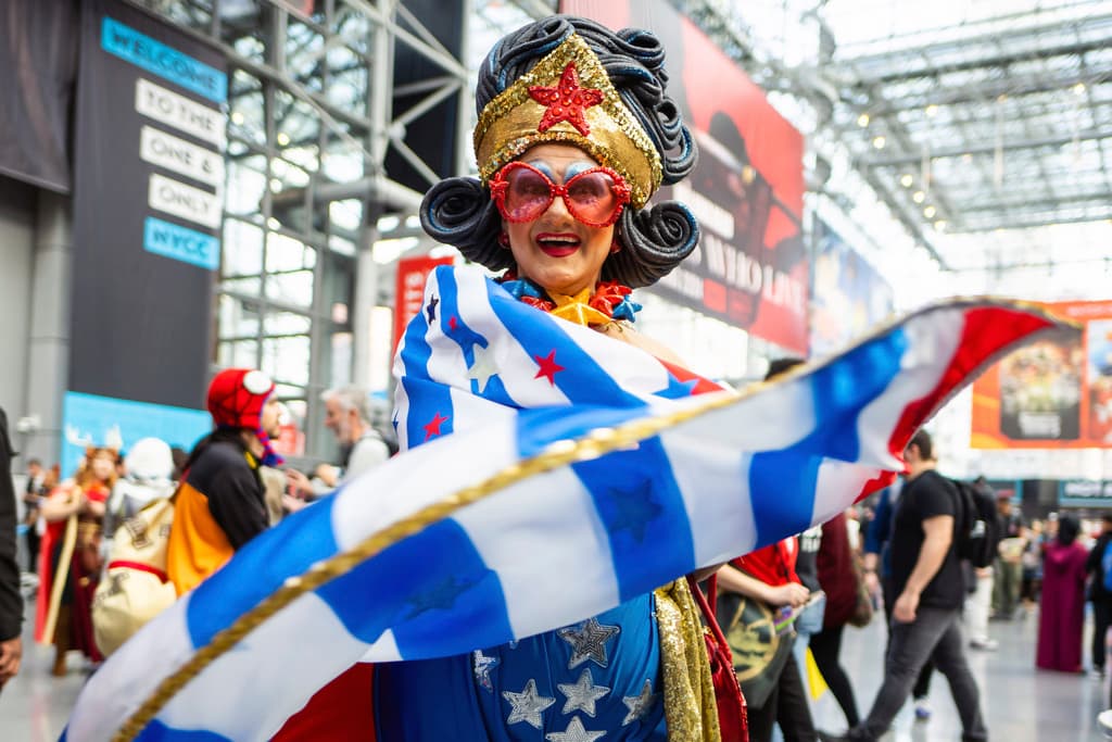 No podía faltar la Mujer Maravilla (Wonder Woman), la superheroína ficticia creada por William Moulton Marston para la editorial DC Comics.