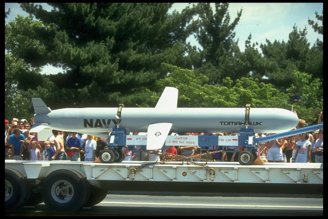 Un misil Tomahawk en el desfile por la vitoria de la Guerra del Golfo en Washington. Los estadounidenses pudieron ver por primera en sus televisores el uso de este tipo de armas en la primera guerra televisada en directo.