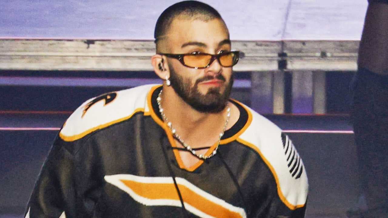 Manuel Turizo responde a quienes lo criticaron por besar a su madre en la boca