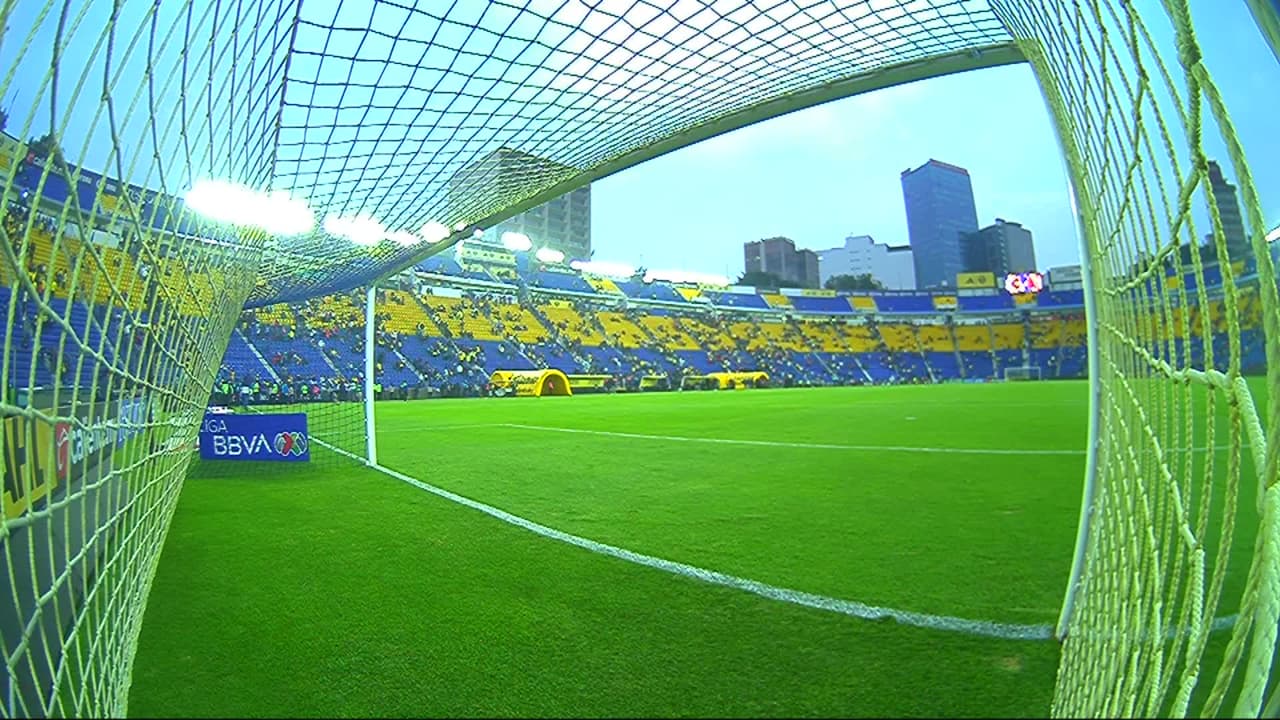 ¡GOL!  anota para Guadalajara. Armando González