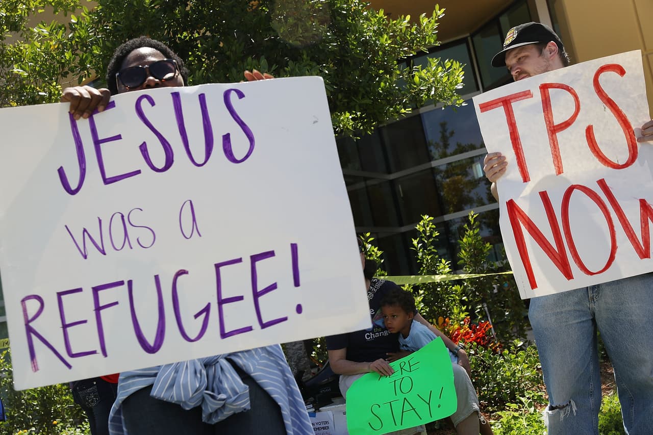 El Salvador: El TPS fue extendido por 18 meses comenzando el 10 de septiembre del 2023 hasta el 9 de marzo del 2025. 
<br>
<br>
<b>Deben reinscribirse comenzando el 12 de julio hasta el 10 de septiembre del 2023. </b>