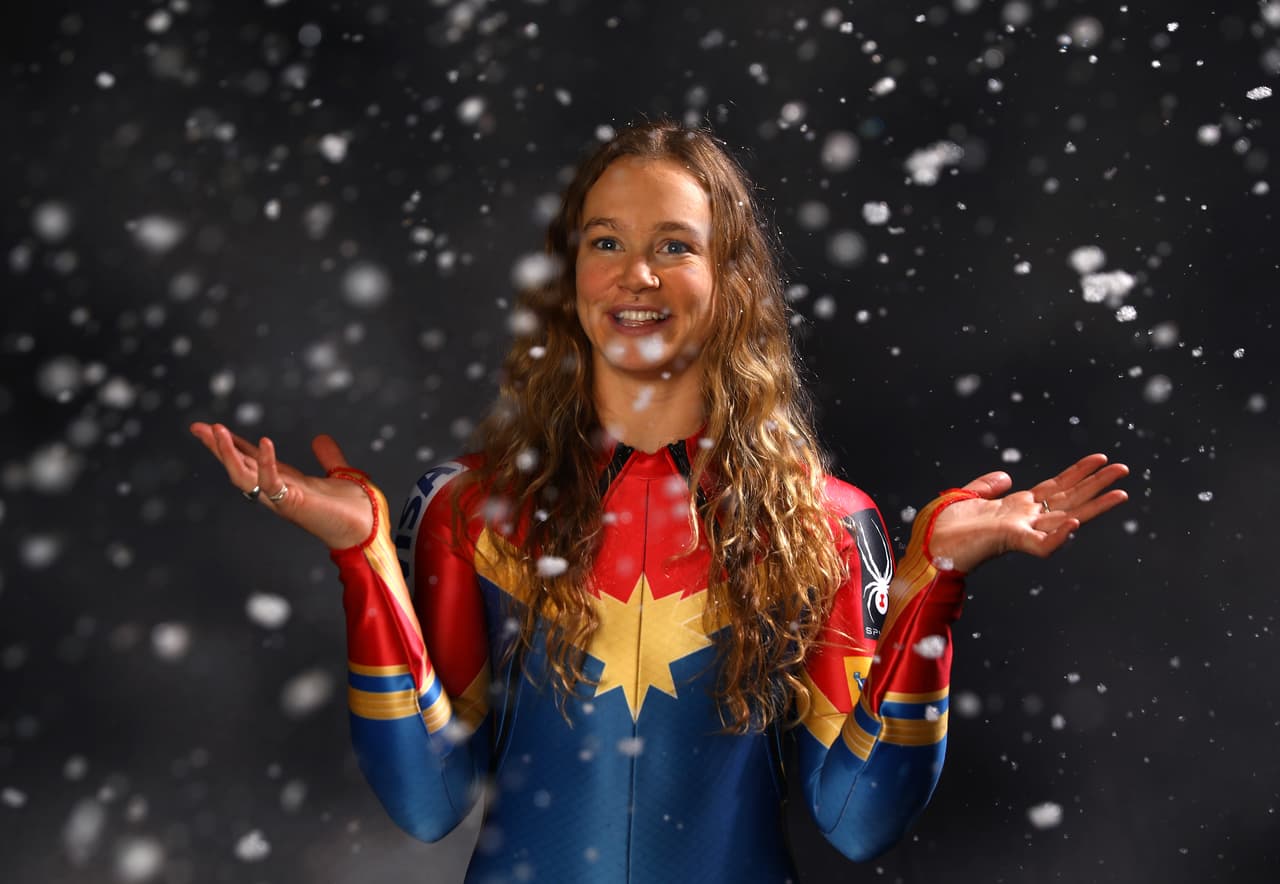 El equipo de esquí de los Estados Unidos ha llamado la atención en Pyeongchang por sus uniformes. Algunas de sus deportistas llevan a Capitán Marvel en sus trajes, mientras que entre los hombres hay quienes se visten de Capitán América.