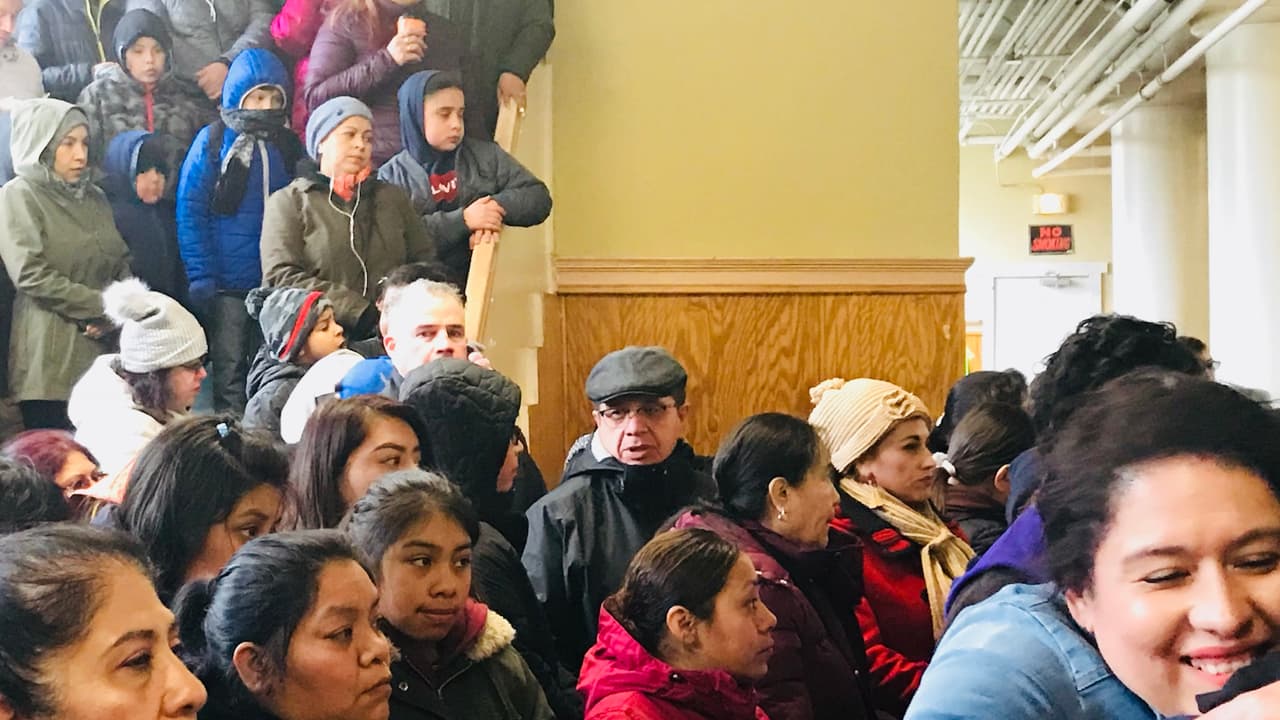 El evento en Providence of God estuvo lleno de feligreses que vieron el Vía Crucis completo.