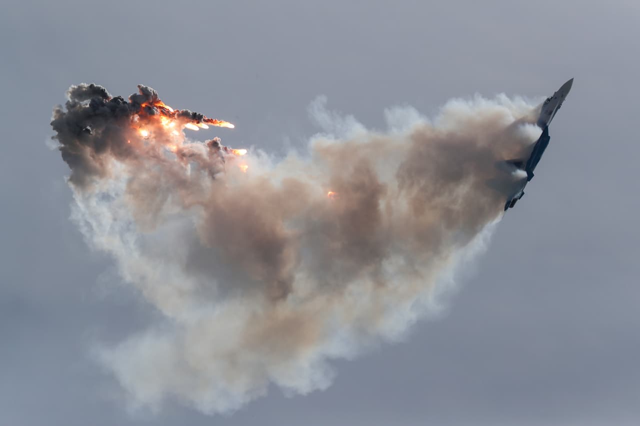 Un avión caza ruso Sukhoi, durante un show aéreo que formó parte de los juegos en Moscú, el 25 de agosto.