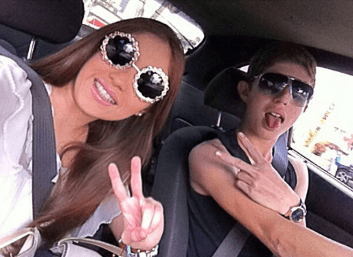 La relación con su hermana es increíble, pasan gran parte del tiempo juntos.