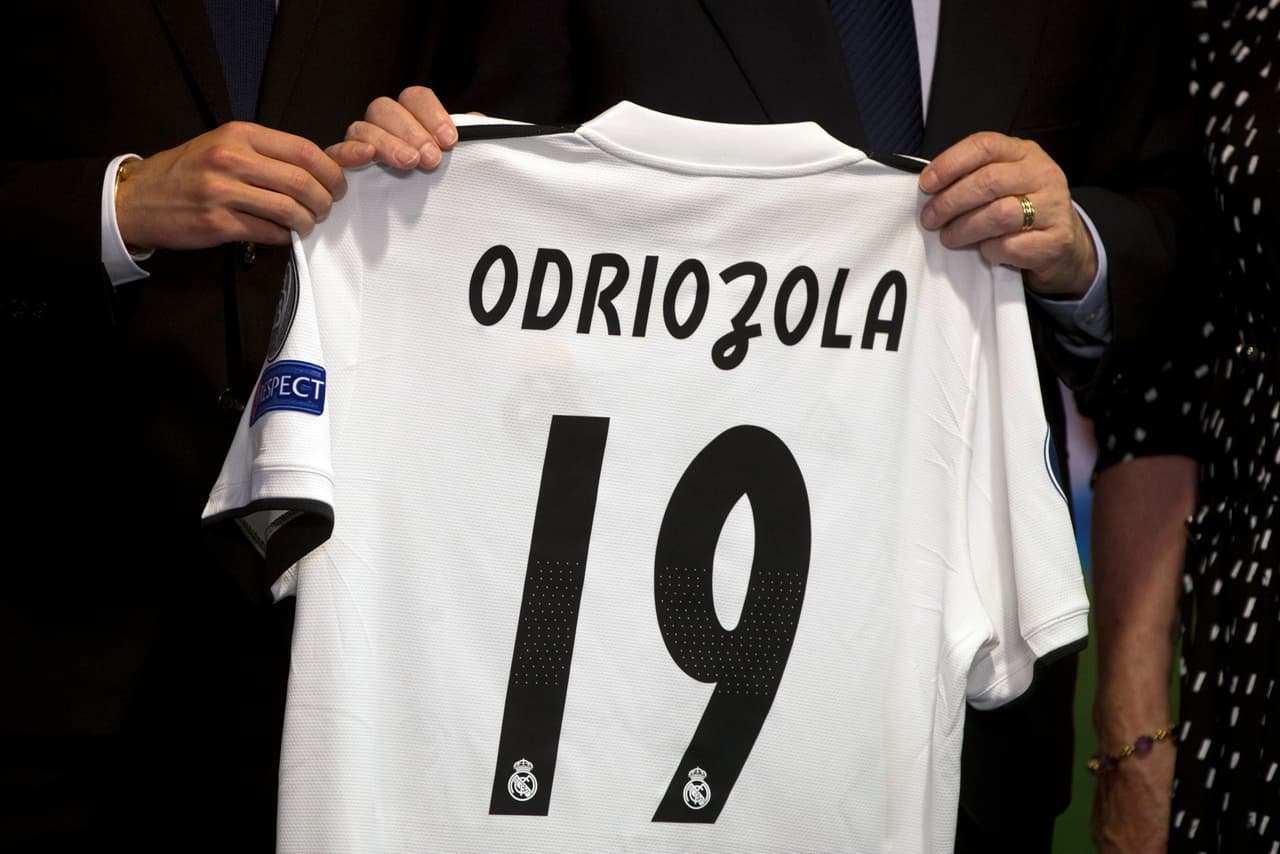 Su contratación será para las próximas seis temporadas a cambio de cerca de 30 millones de euros.