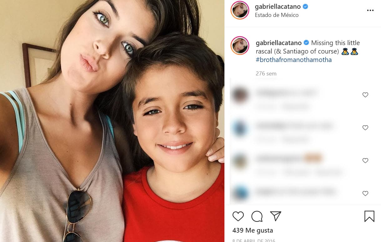 La más reciente fue fechada en abril de 2016 cuando 
<b><a href="https://www.instagram.com/p/BD9RHn1Rw5g/" target="_blank">apareció junto a Emilio</a></b> y con la que ahora se puede constatar cuánto ha crecido junto con su hermano. 
<br>