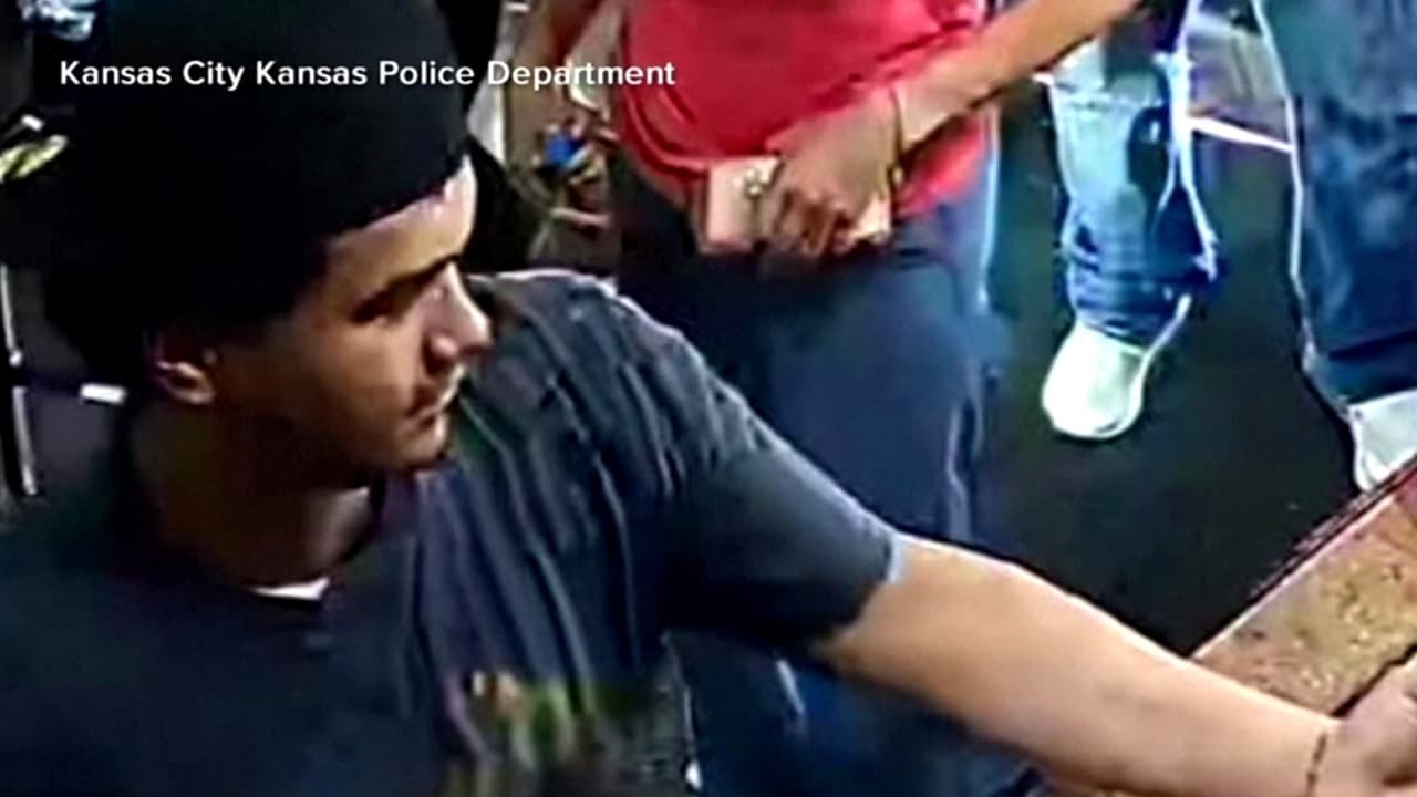 FBI ofrece recompensa por tiroteo en Kansas City