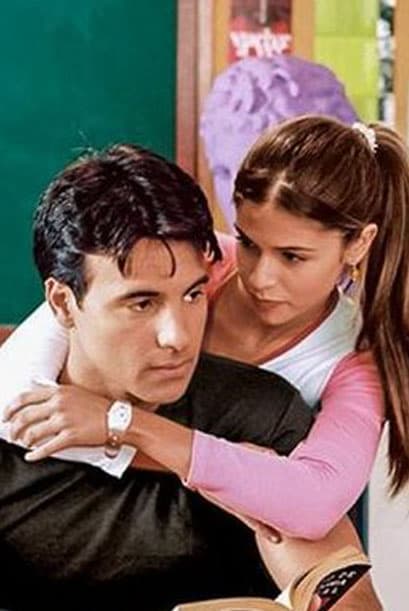 'Paloma Velacochea', su personaje, terminaba perdidamente enamorada de su maestro. Esta telenovela producida por Luis Llosa le dio gran popularidad a Cayo.