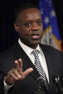 Detroit presenta plan para salir de la bancarrota