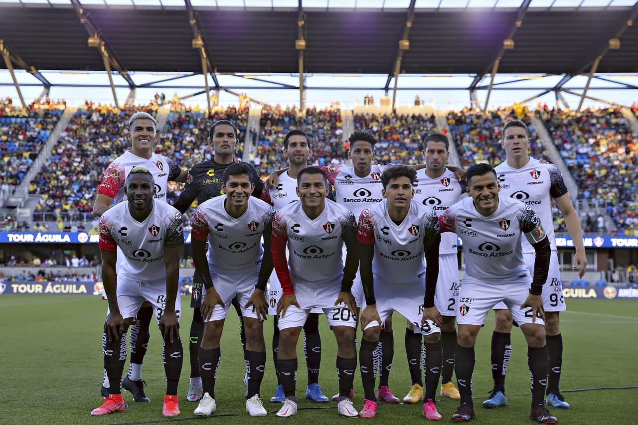 Del otro lado, los Rojinegros encaraban su primer partido amistoso desde la eliminación del Guard1anes 2021 en Cuartos de Final frente a Puebla.