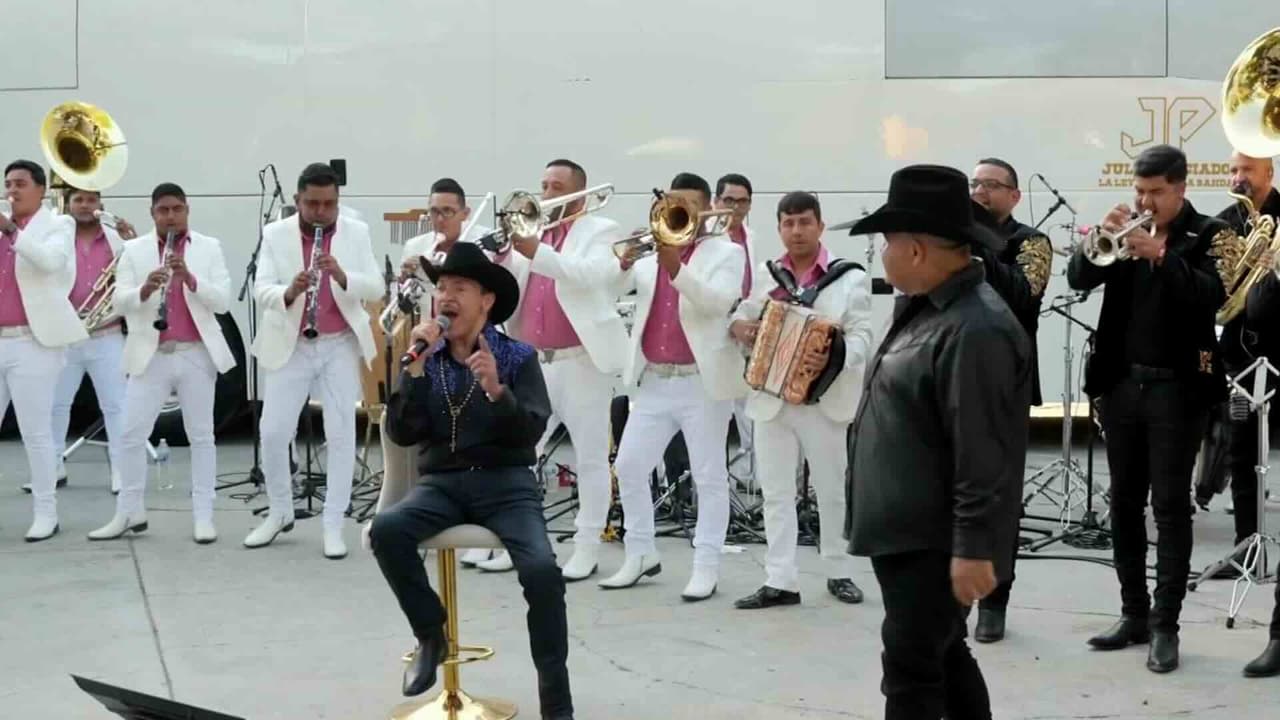 Julio Preciado sustituirá a El Coyote en gira por Estados Unidos