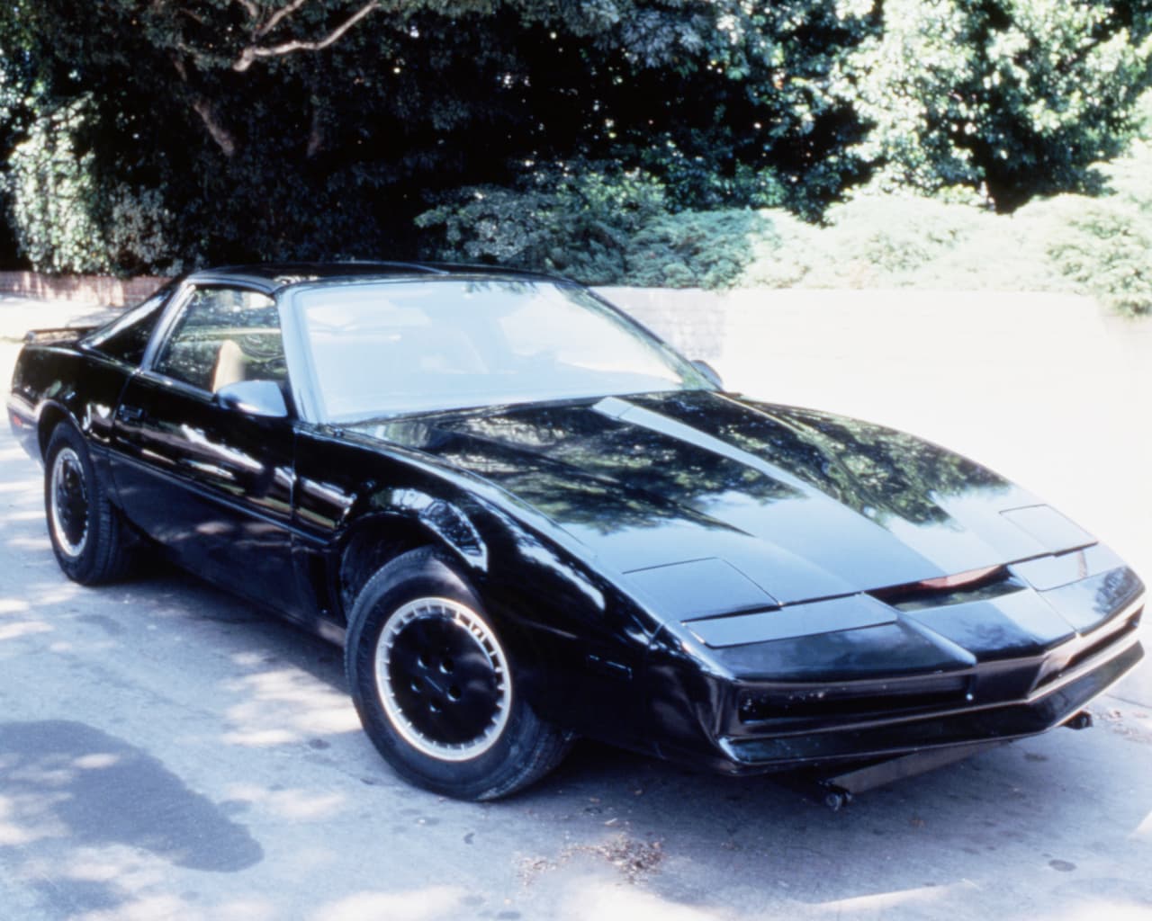 KITT, the artificially intelligent supercar featured in the American TV show 'Knight Rider', circa 1983. The car is based on a Pontiac Trans Am. (Photo by Silver Screen Collection/Getty Images)
<br>
