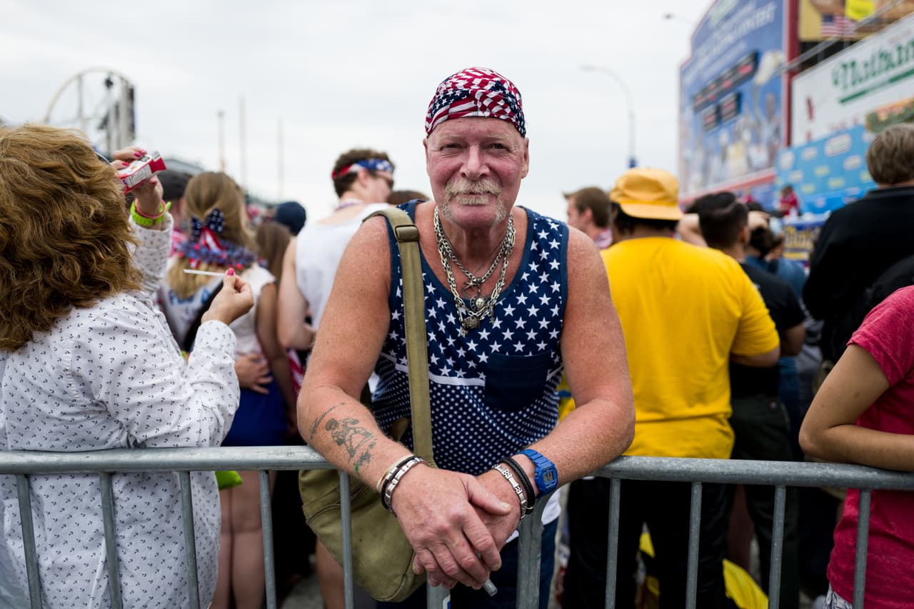 "Bueno, esto es una locura. Usted sabe, ganar un cuatro de julio aquí en Coney Island es una sensación increíble", dijo Stonie a los periodistas.